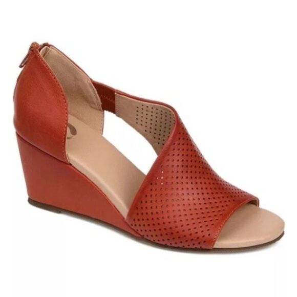 Journee Collection - Women's Aretha Wedge - Picture 2 of 16